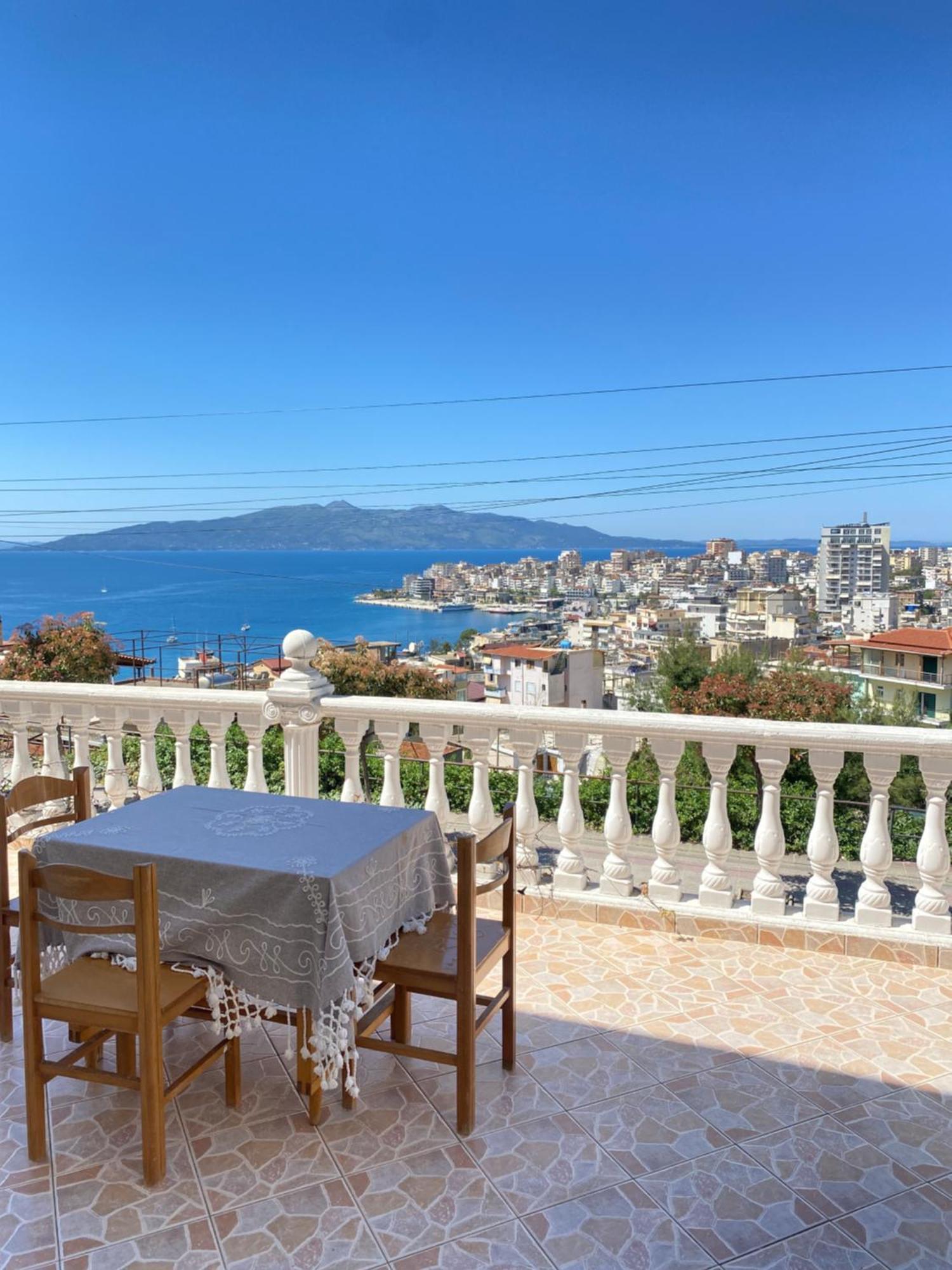 Vila Yasmin 38 Sarandë Buitenkant foto